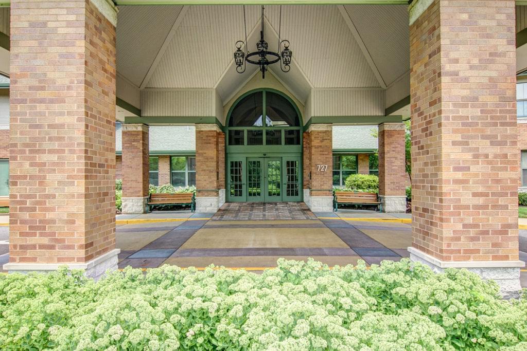 Laclede Groves Senior Living Community Assisted Living, Nursing Home